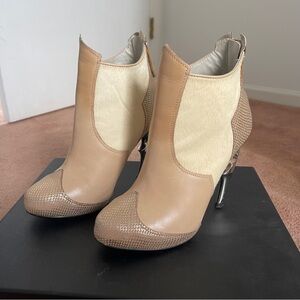 United Nude Ultra Shadow Bootie